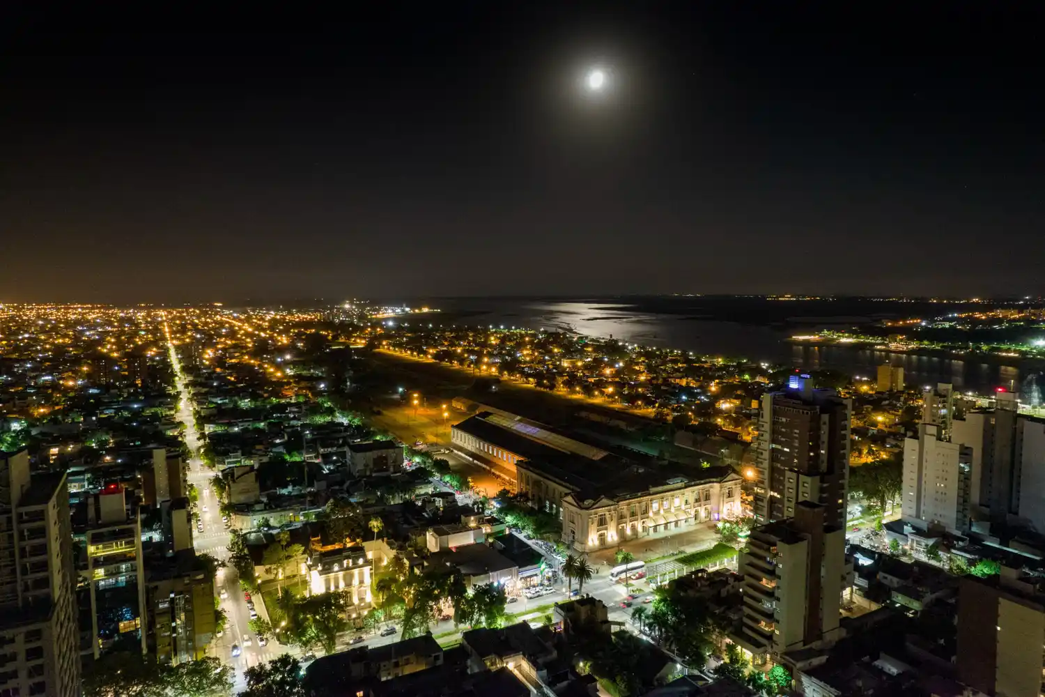 Ricci: “Queremos convertir a bulevar Gálvez en un gran corredor de las ideas”