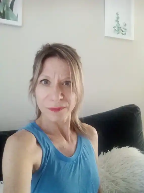 ¿Qué nutrientes le damos a nuestros chicos a diario ? Ley de etiquetado frontal