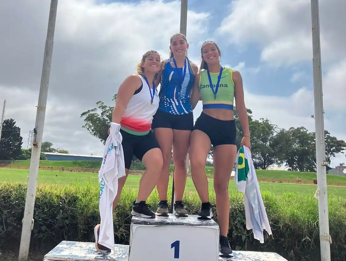 Emilia Redolatti, en lo más alto del podio.