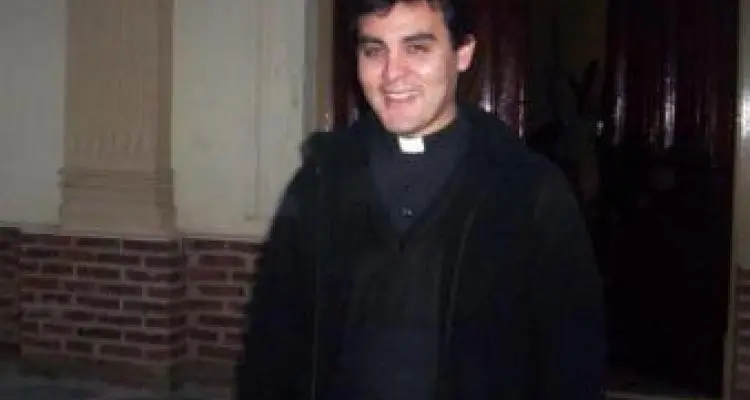 El Padre Horacio rompe el silencio y confiesa