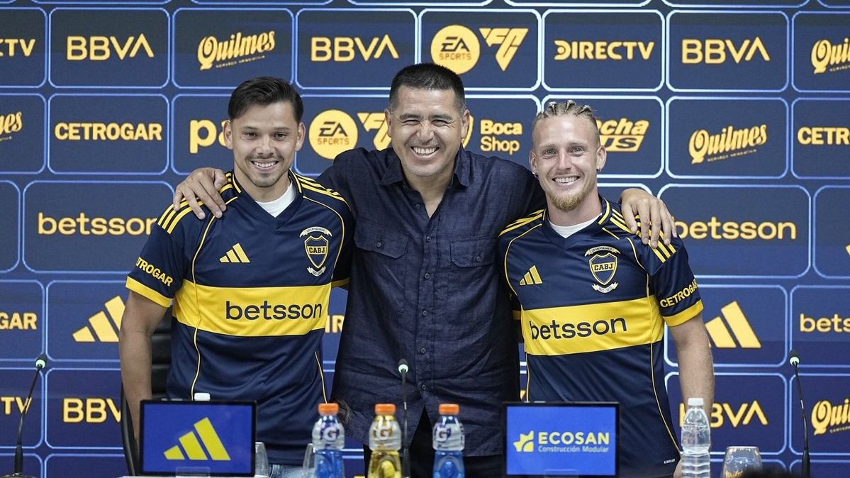 Boca presentó a sus primeros dos refuerzos: Ángel Romero y Santiago Ascacíbar