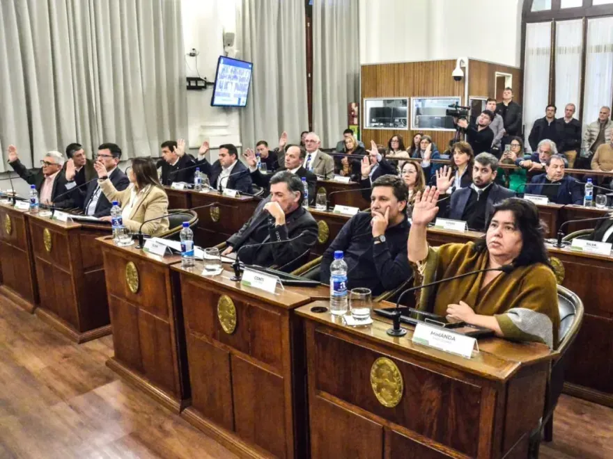 El Senado de Entre Ríos aprobó por mayoría el proyecto de “sostenibilidad de la deuda pública provincial”