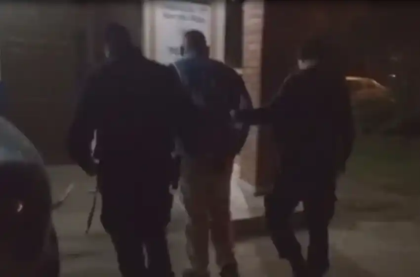 Le robó a un taxista cuando llegó a destino