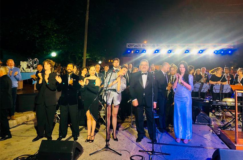 Torre Tanque llegó a los “80” y hubo fiesta en “banda”