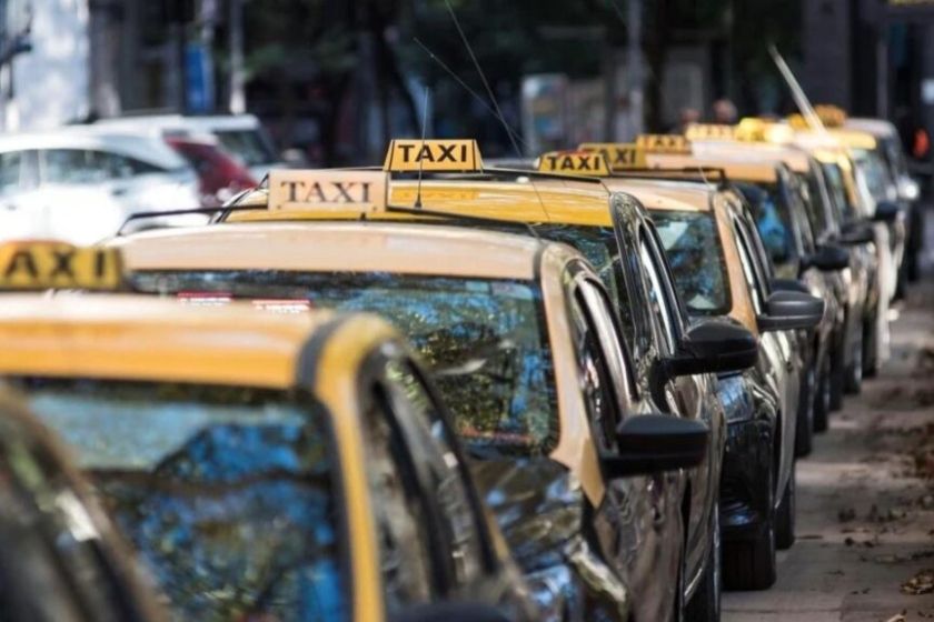 El Concejo aprobó beneficios para transferencias de taxis y remises, y amplió la antigüedad de las unidades a 10 años