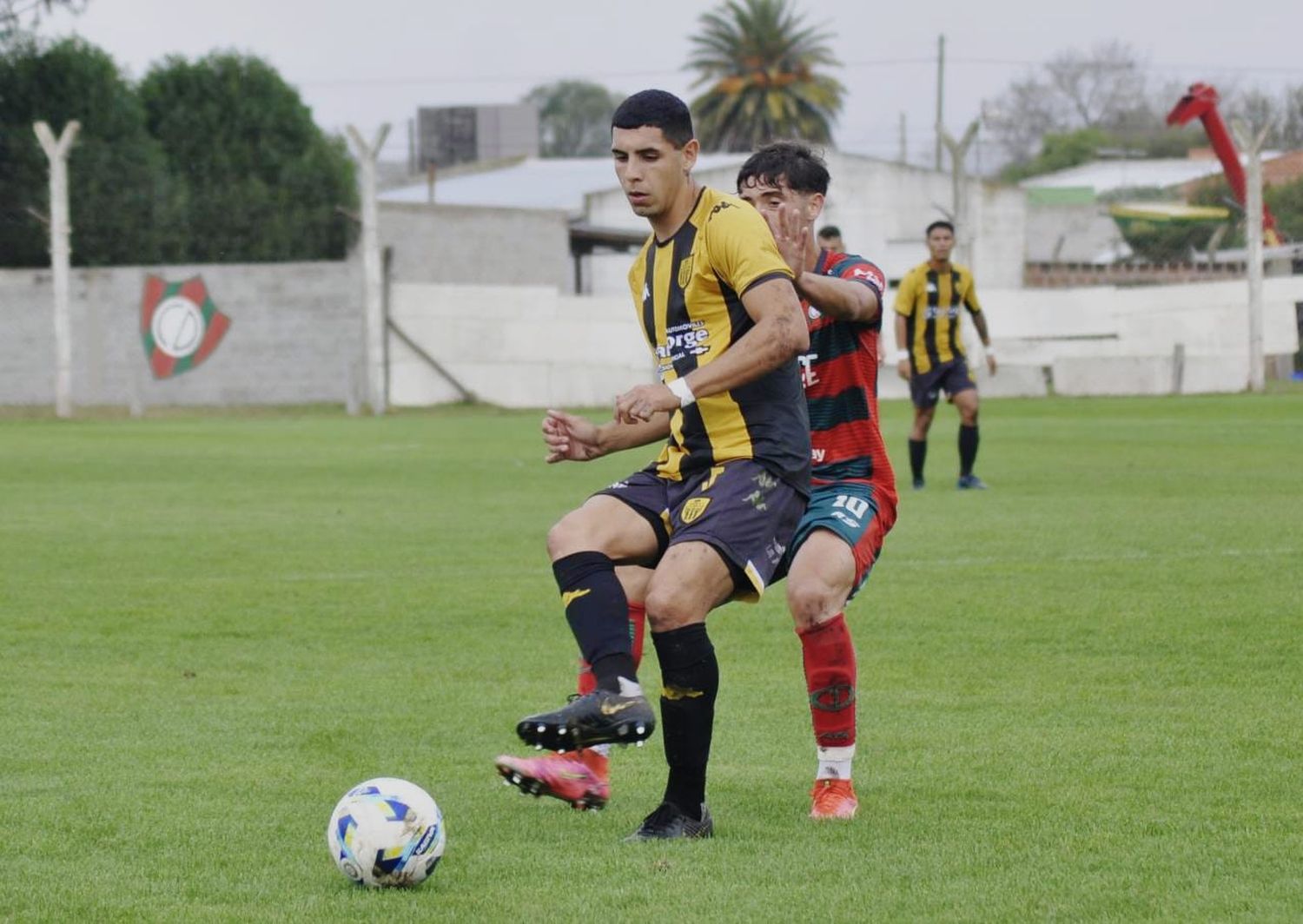 En Nicanor Otamendi, Santamarina cerró la primera rueda con una alegría