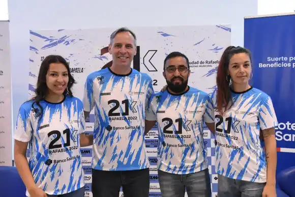 Se presentó la remera de los 21K