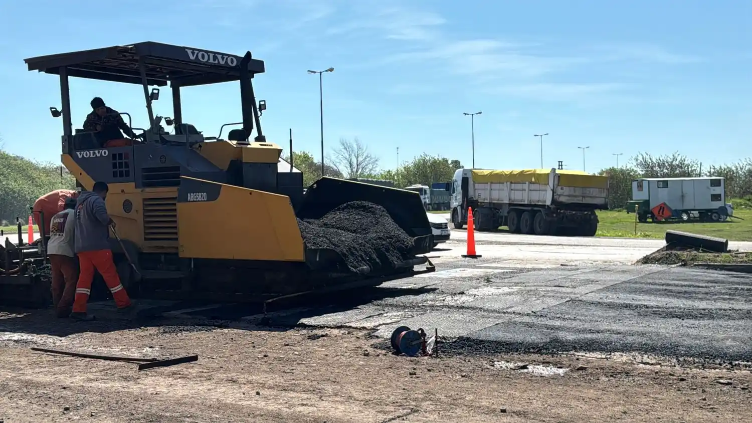 Las máquinas de Iarsa trabajaron en la zona.