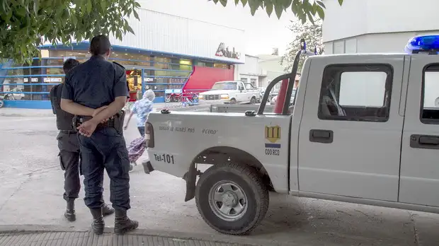 La policía dispuso un operativo especial en resguardo de los comercios