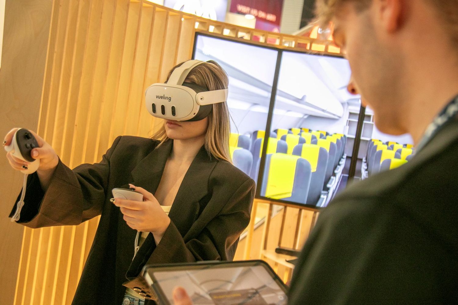 Vueling Unveils Immersive VR Training System at Mobile World Congress 2025