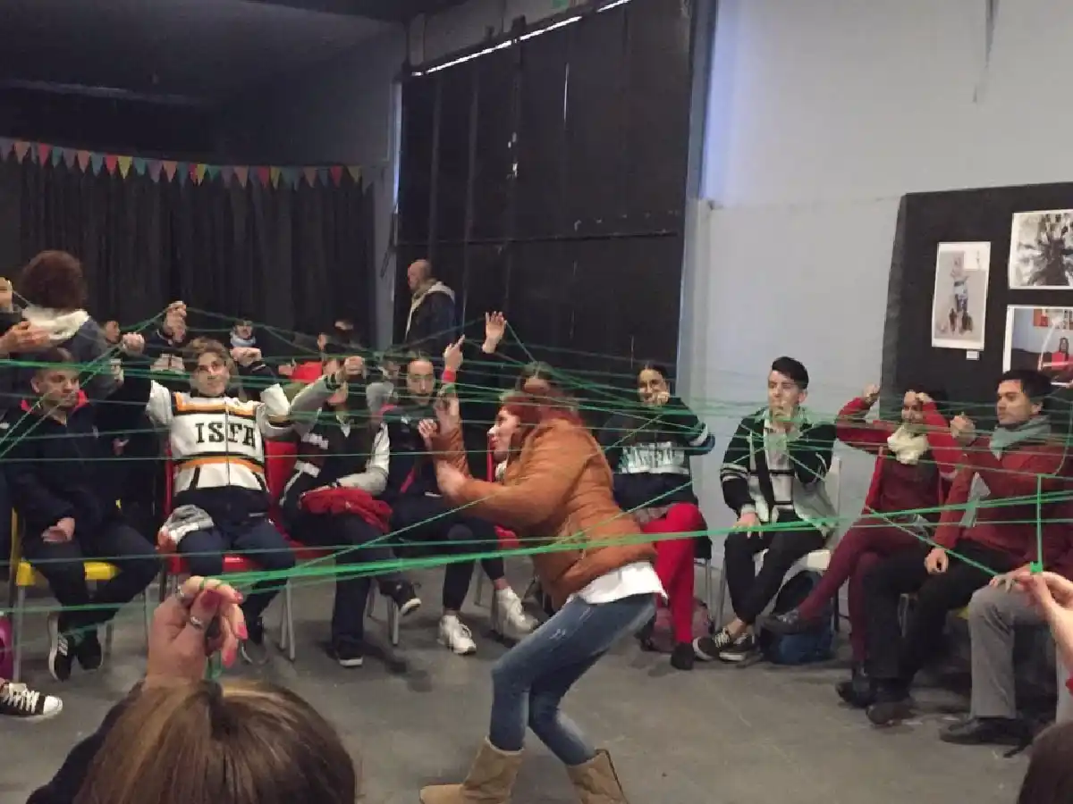 Cuenta regresiva para  la Estudiantina: reuniones  entre jóvenes y el municipio