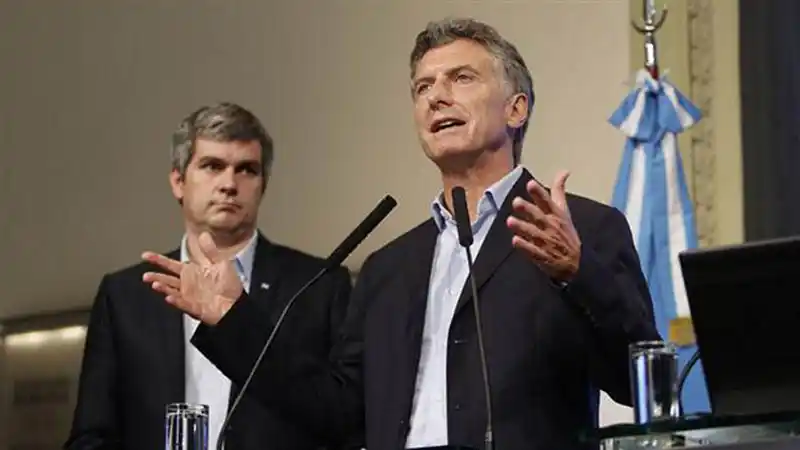 Por un lado un acuerdo crucial; por el otro una decadencia imparable
