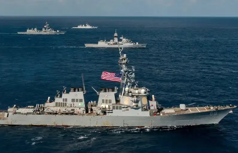 Estados Unidos desplegará más fuerzas en Japón y Filipinas.