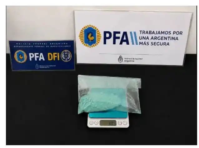 La Policía Federal realizó seis allanamientos simultáneos en Mar del Plata, Miramar y Trelew en el marco de una investigación por comercialización de estupefacientes.