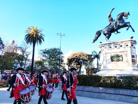 Feriado del 17 de agosto: habrá fin de semana largo, pero no para todos