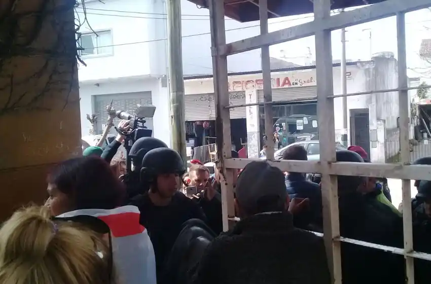 El Municipio judicializó una "violenta toma" en Desarrollo Social
