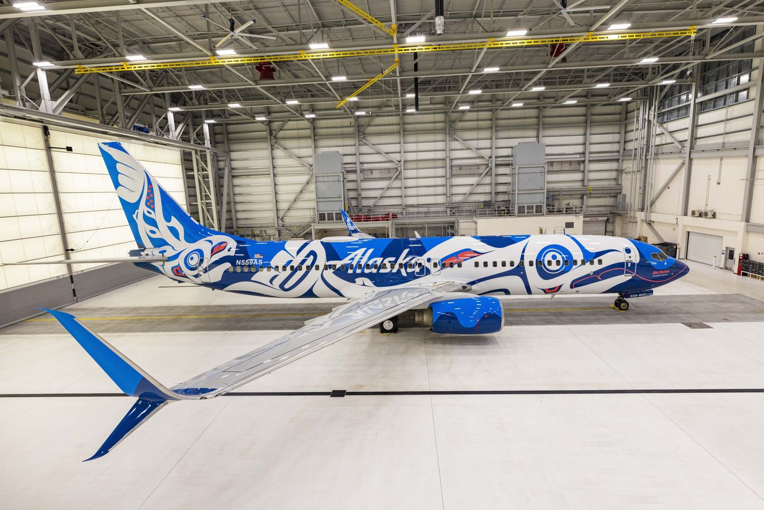 Alaska Airlines y su esquema de pintura especial: «Xáat Kwáani» (Pueblo Salmón)