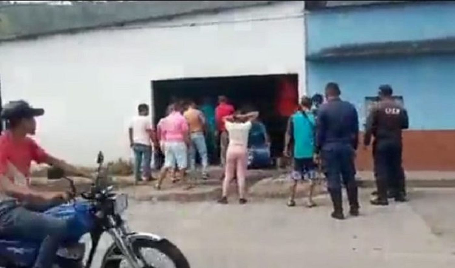 Reportan explosión por acumulación de gasolina  en local de diputada del Psuv en Portuguesa