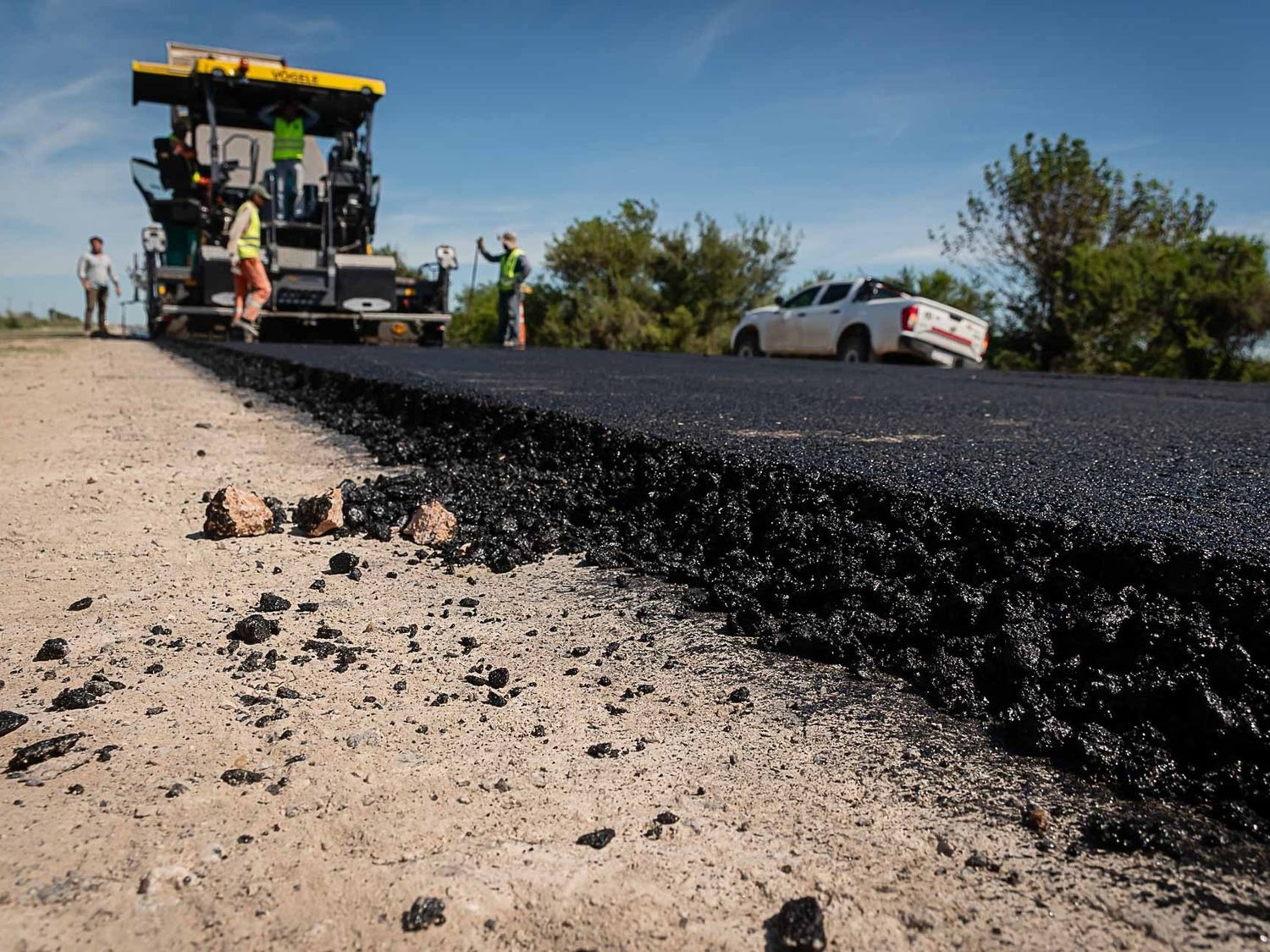 Continúan las tareas de repavimentación de la ruta provincial Nº10