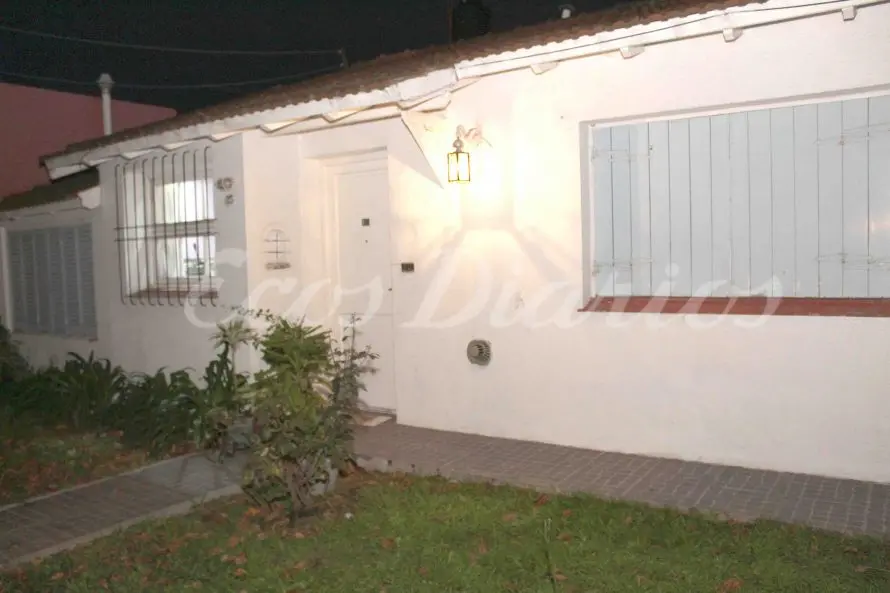 Con una almohada intentó asfixiar a una jubilada de 90 años en su casa