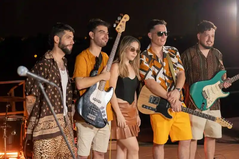 Mr. Hyde estrenó el single A dónde
iremos y se viene el primer disco