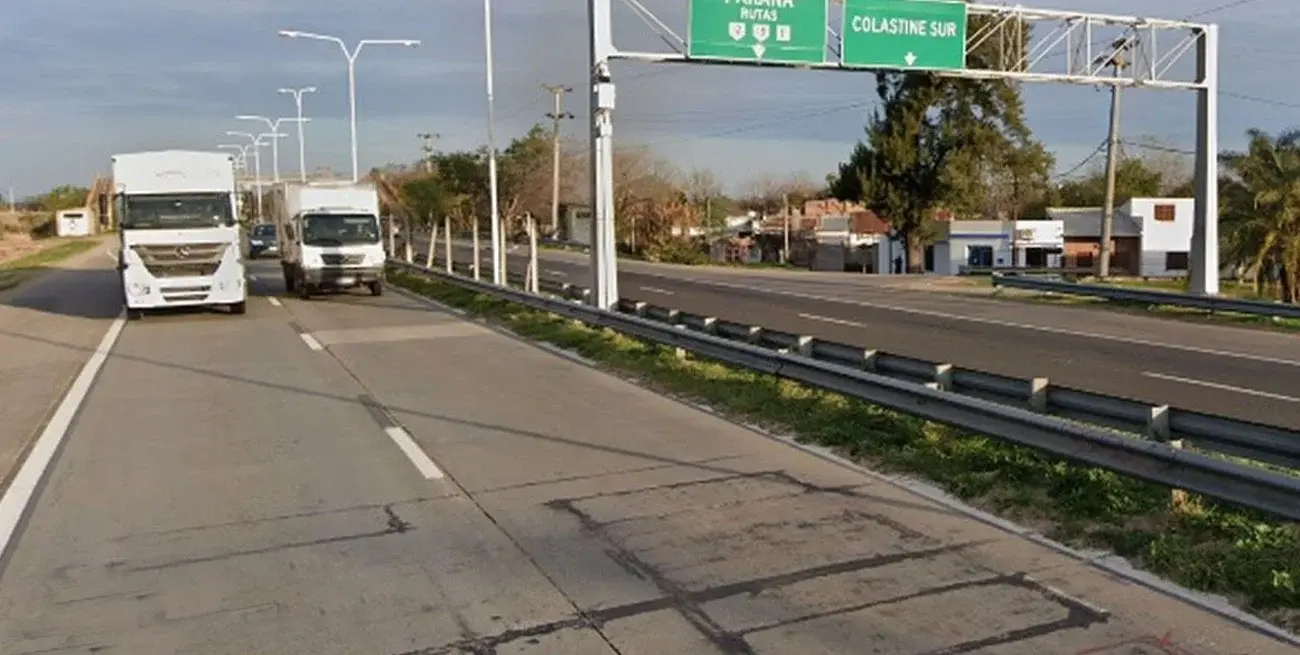 El radar está ubicado en el km 5,8 de la RN Nº 168, en el acceso este a Santa Fe. Foto: Google Streetview