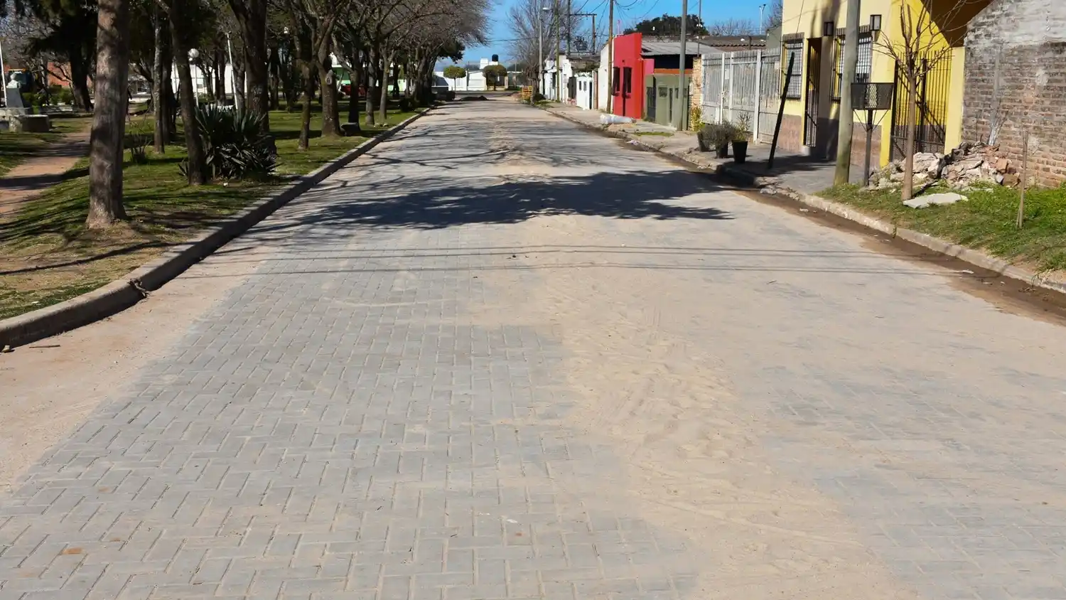 Vecinos cuestionan el cobro retroactivo de obras públicas: preparan presentaciones ante el Municipio
