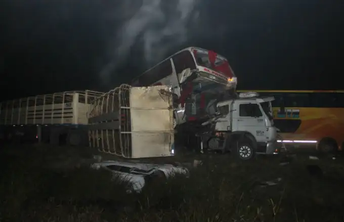 Más de 20 heridos en choque múltiple en Santa Fe