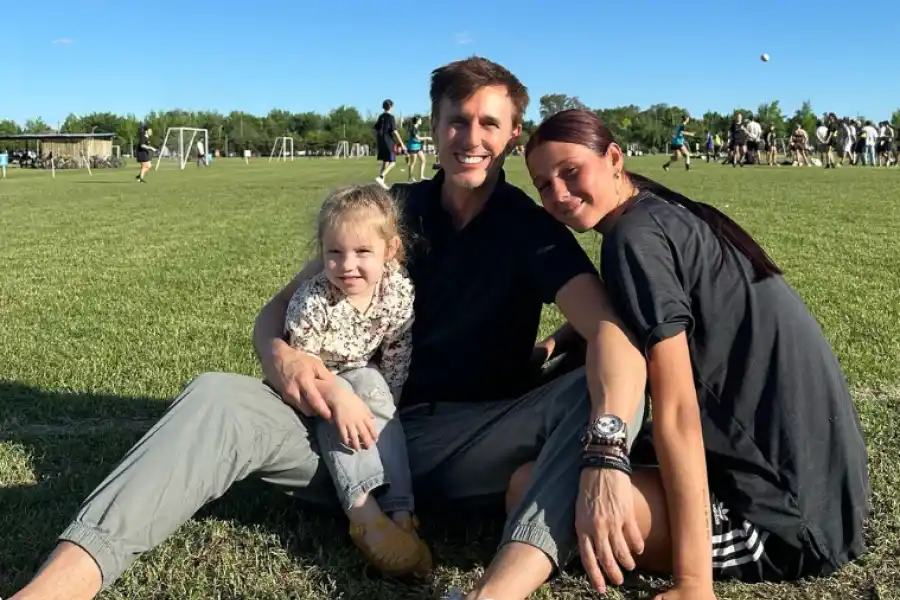 Roberto García Moritán compartió una tarde junto a sus hijas: “Día de fútbol con mis chicas”
