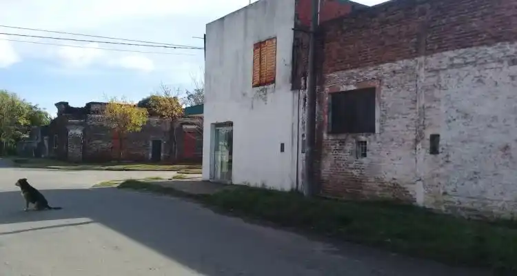 Apuñalaron en el cuello a un joven tras una reyerta por robo en un cumpleaños