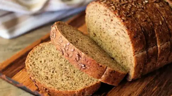 Saludable y rico en omega-3: pan de linaza