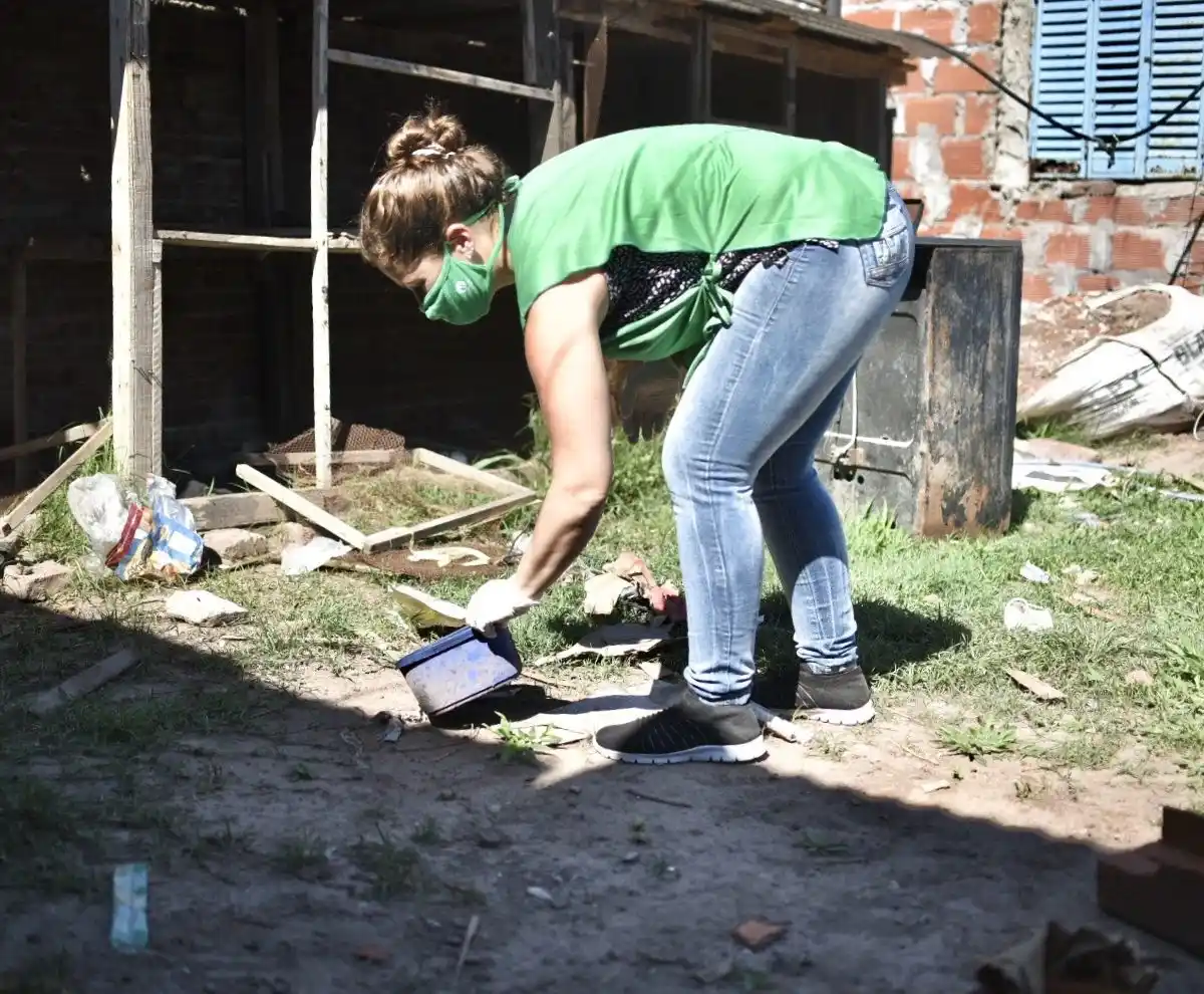 Dengue: el municipio santafesino continúa con el cronograma de descacharrado