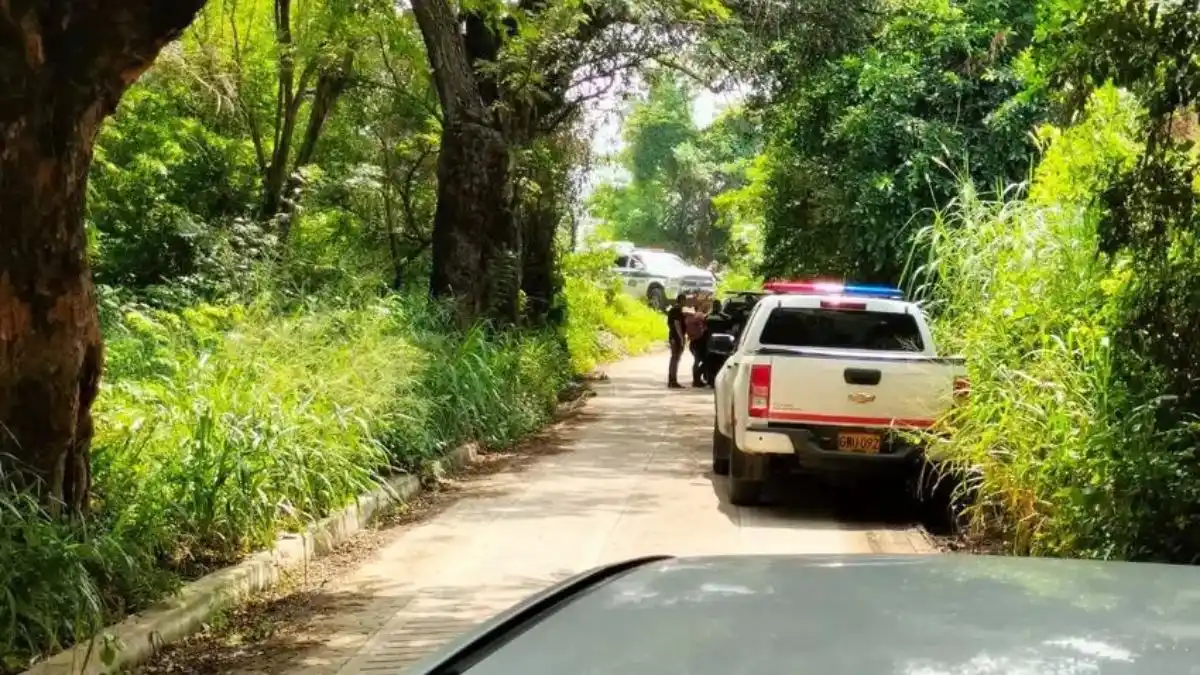 METIDOS EN COSTALES HALLAN DOS CUERPOS en trocha de frontera colombo- venezolana