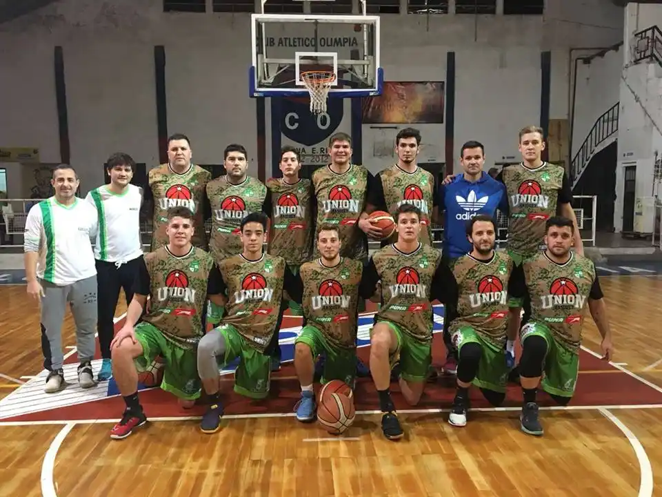 Comienza el torneo que organiza la Asociación Paranaense de Básquet