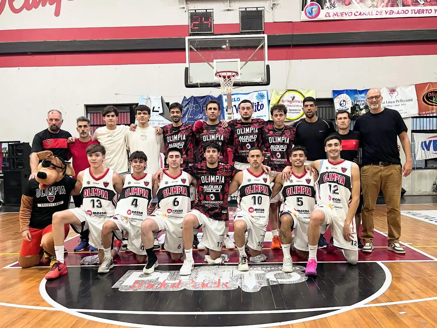 Los dirigidos por Andy Rodríguez se pusieron 2-0 en la final y quedaron a un partido de un nuevo título. Foto: Fabián Gallego