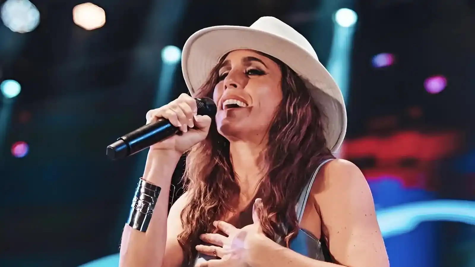 Soledad Pastorutti la encargada de interpretar las estrofas del Himno Nacional Argentino en el encuentro final.