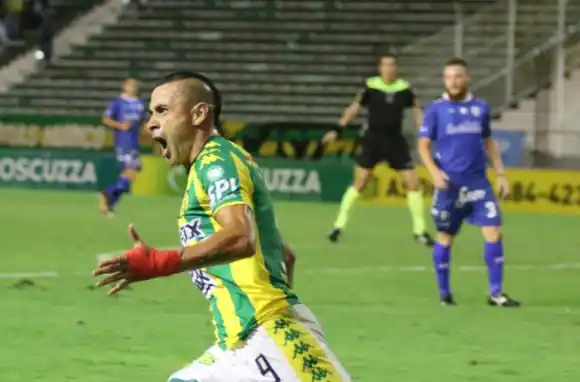 Demandan a Aldosivi por los derechos formativos de Telechea