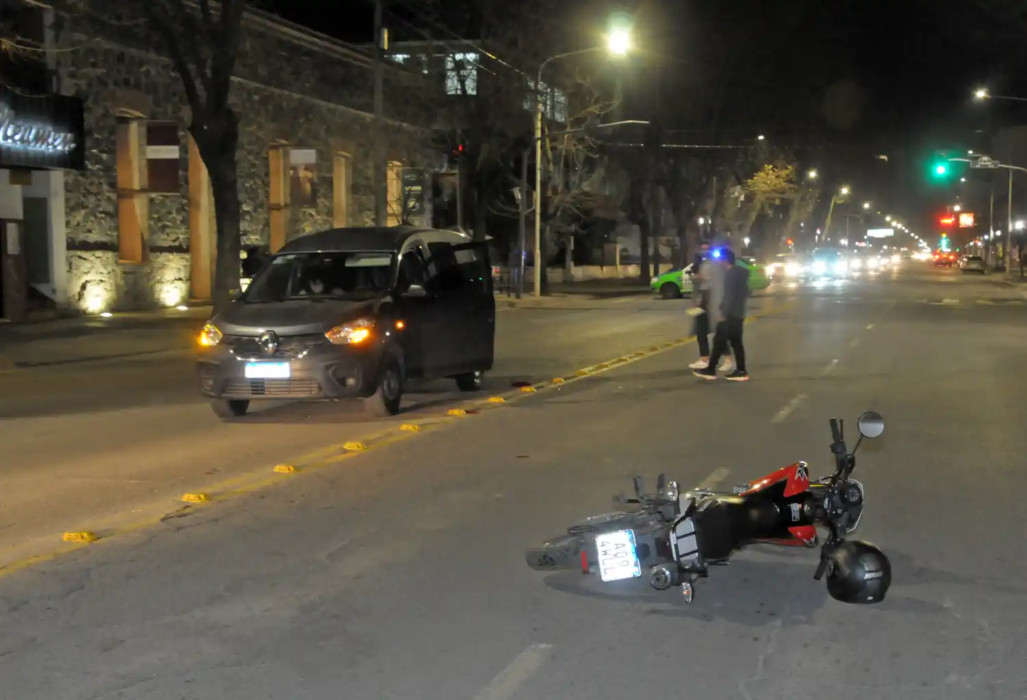 Una mujer en moto resultó herida luego de un choque sobre Marconi
