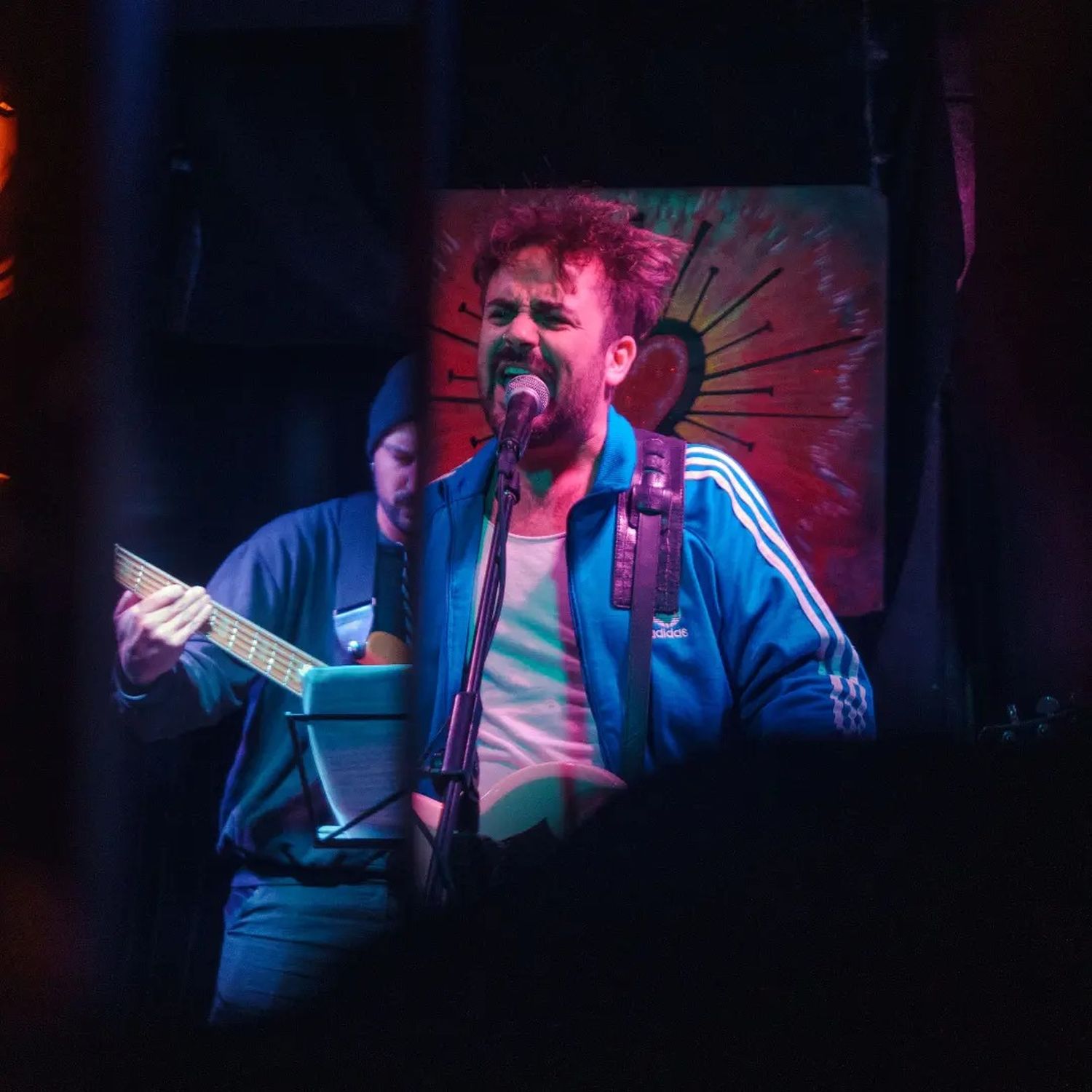 Juan Grumberg presenta "Los besos de miel", su nuevo disco