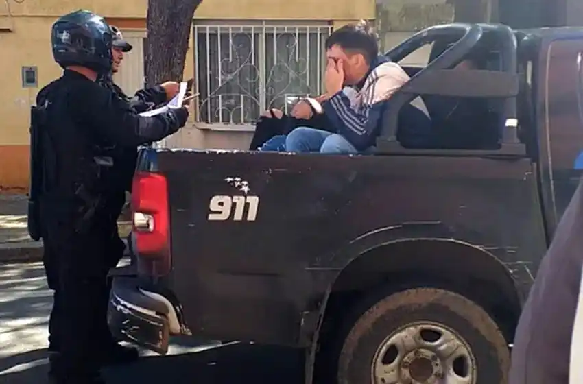 Dos hinchas de Central fueron detenidos por incidentes cerca del Gigante de Arroyito