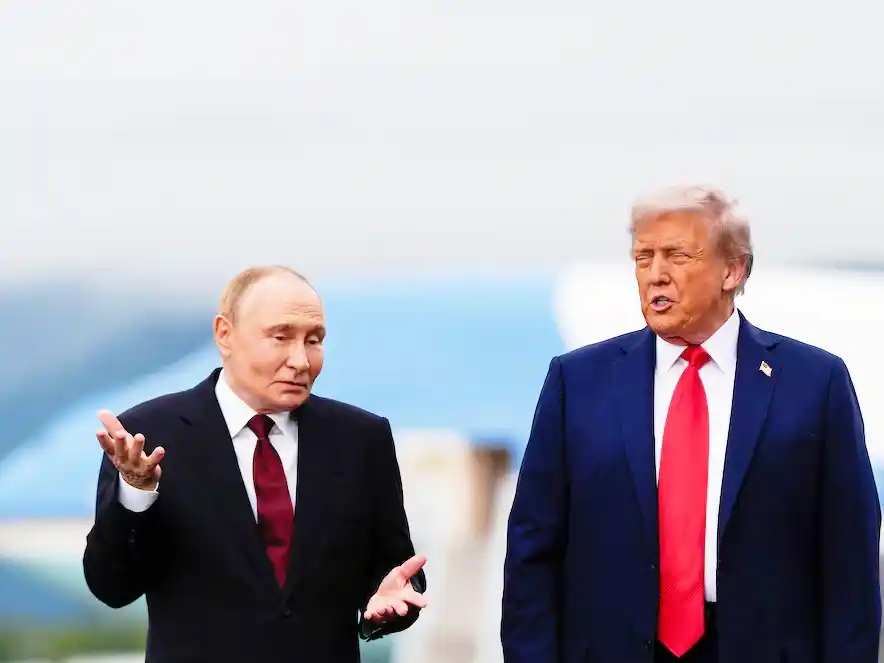 Donald Trump dijo que mantuvo una conversación “productiva” con Putin previo a su encuentro con Zelensky en Florida