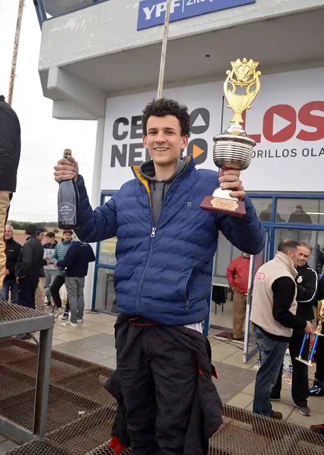    Gonzalo Bayala, en la  Clase 1 del Turismo Pista