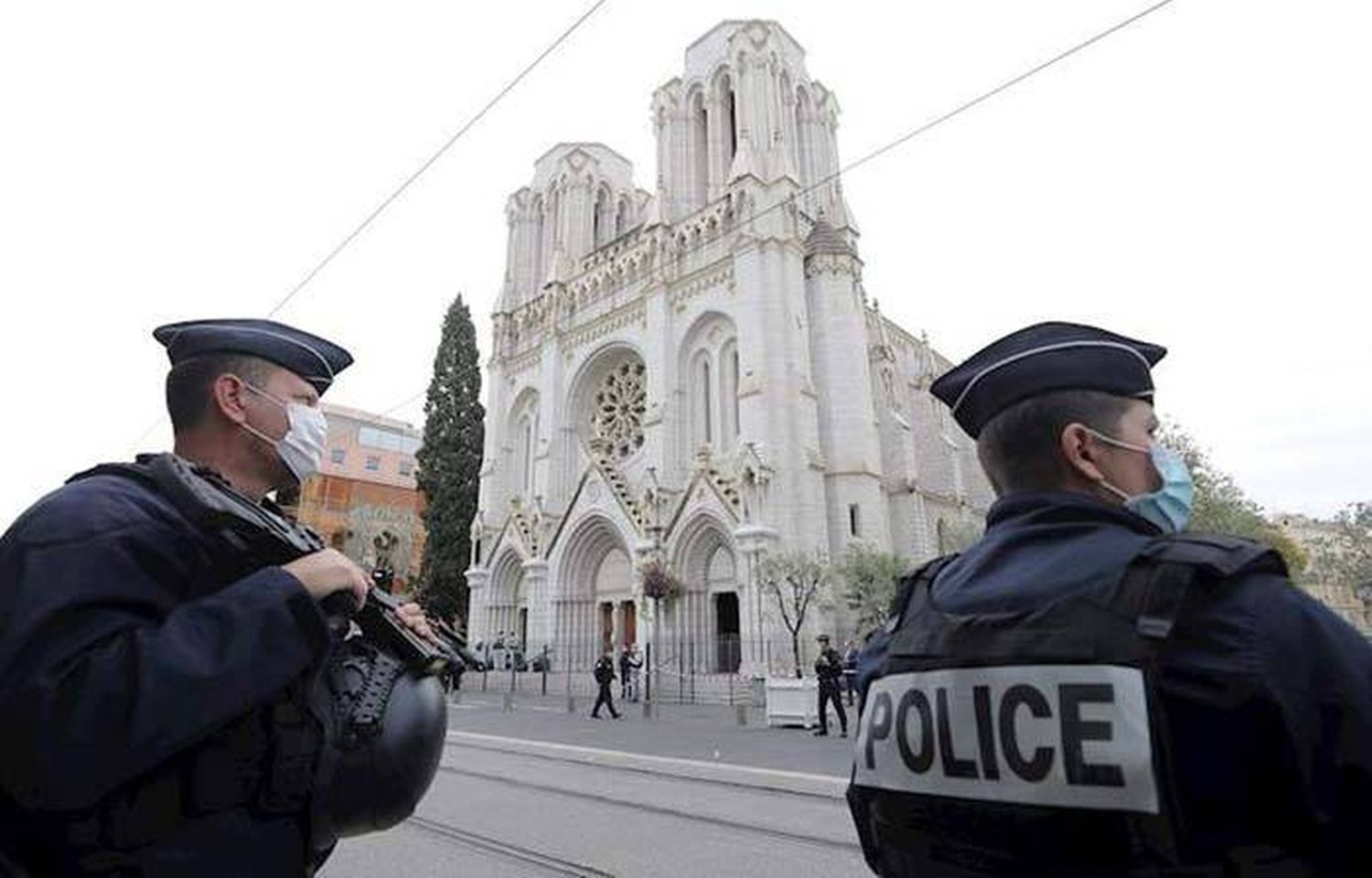 Tres muertos en un ataque con cuchillo en una iglesia de Niza