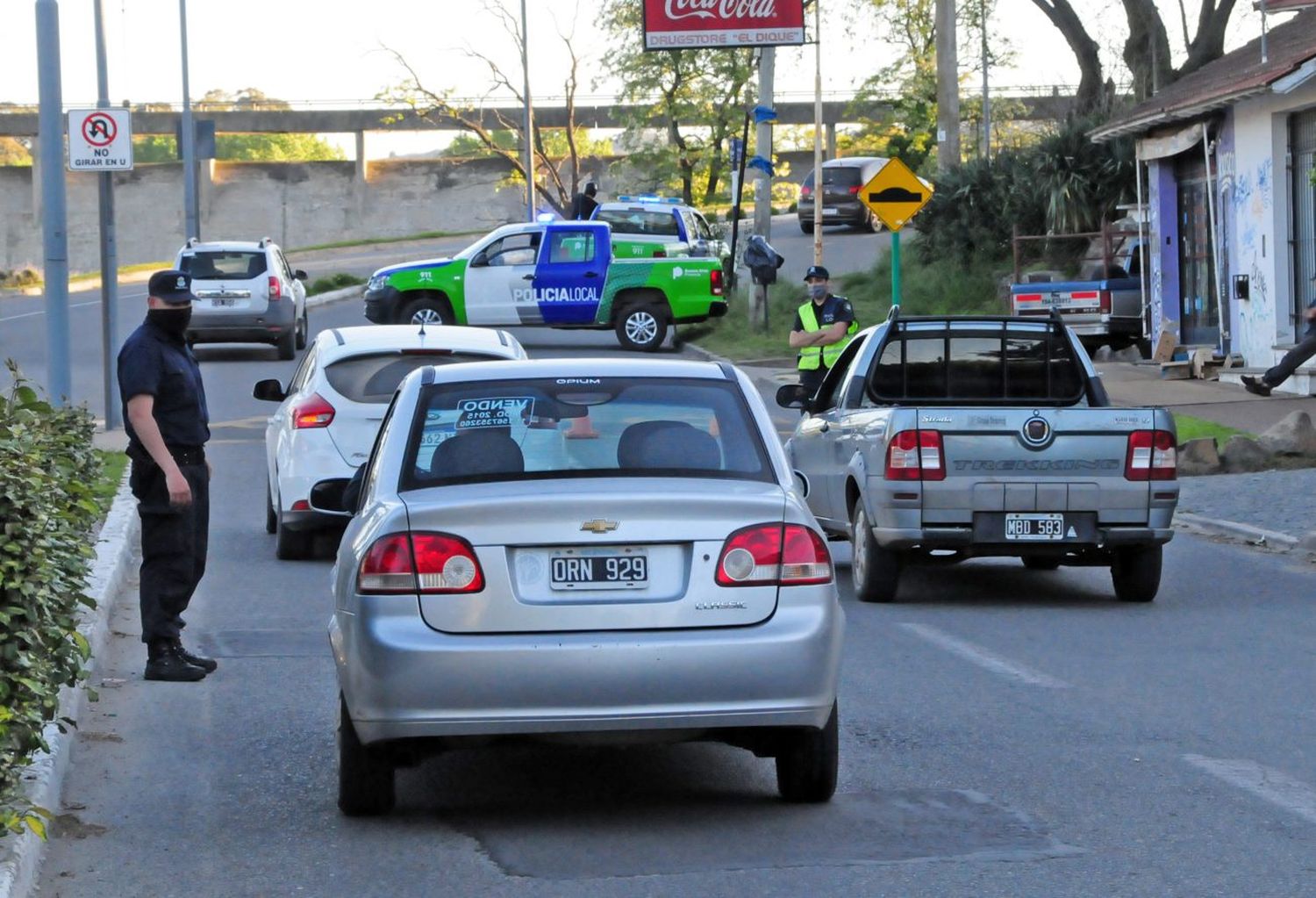 La ciudad quedó casi paralizada después de las 18, con buen acatamiento a las restricciones