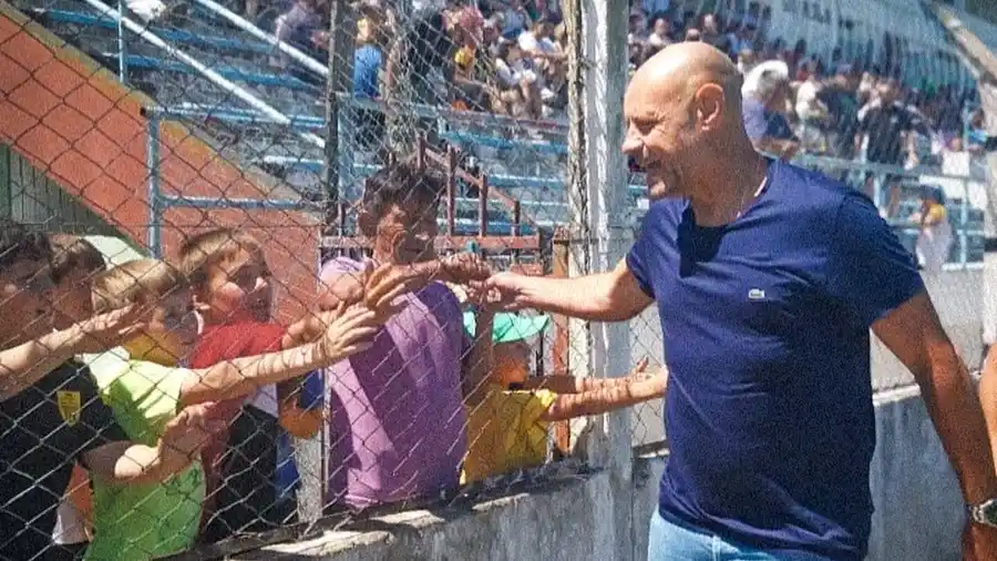 Botella: cambio de dibujo, el viaje a Formosa y su futuro en el fútbol