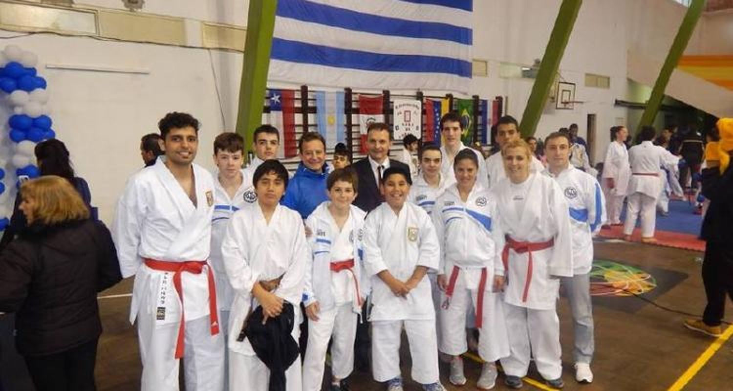 Participación de la  ASK en Uruguay