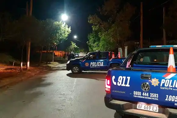 Violencia en el norte de Rafaela: dispararon desde un auto y dejaron a un herido