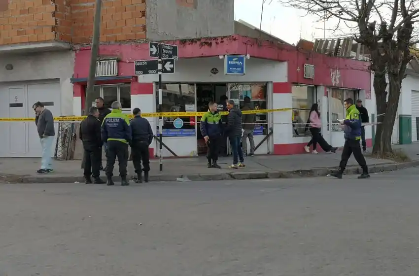 Un policía abatió a un delincuente durante un intento de robo