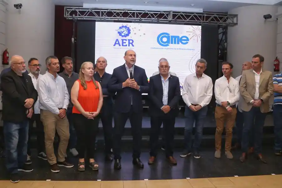 Perotti con entidades empresarias: "Cada uno de los vínculos que sostenemos es para fortalecer este tejido productivo y social"