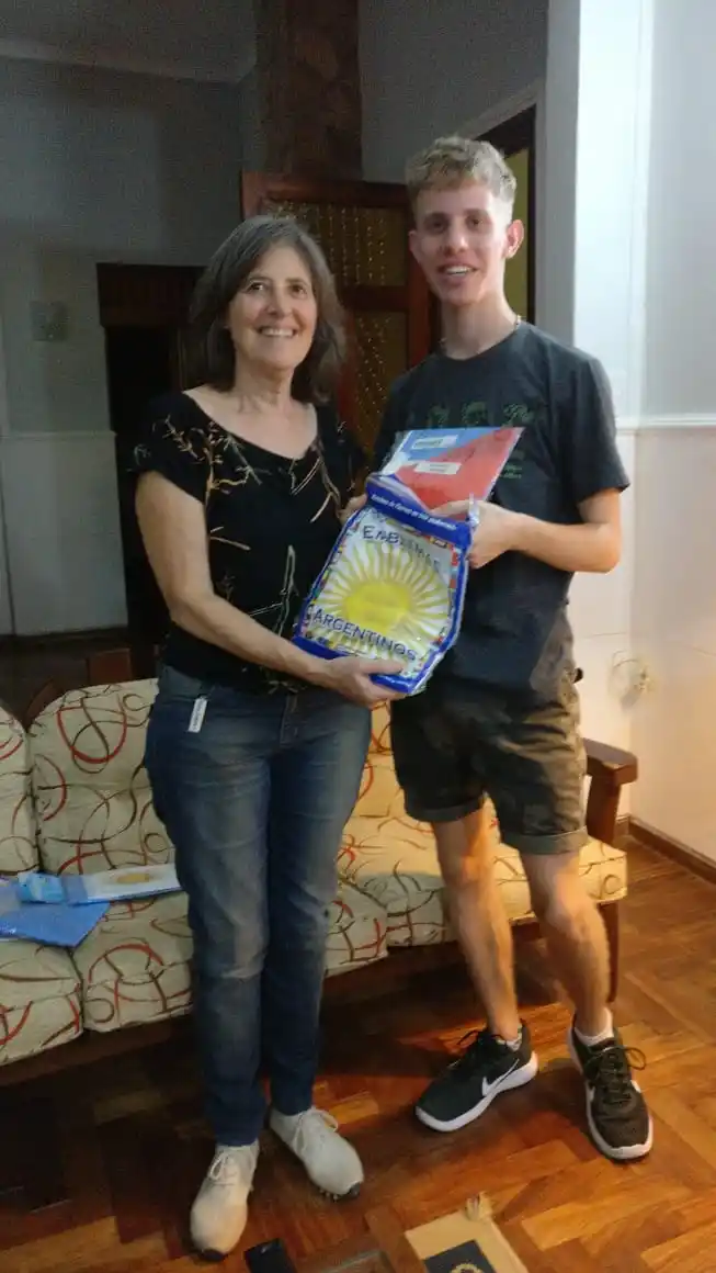 Estudiante diamantino presentará su proyecto «Interesar a los Jóvenes en la Política» en Estados Unidos